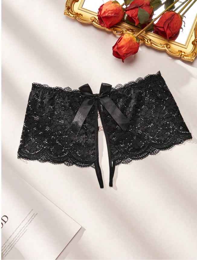 Cheeky open crotch knickers